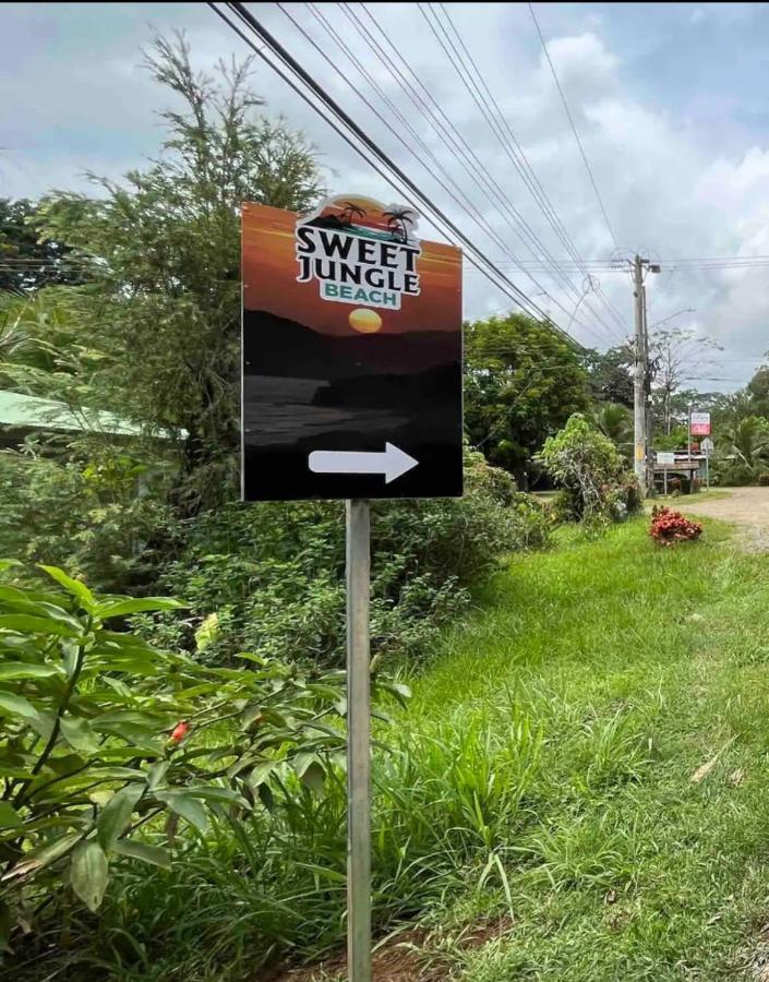 Sweet Jungle Beach Playa Bejuco  エクステリア 写真